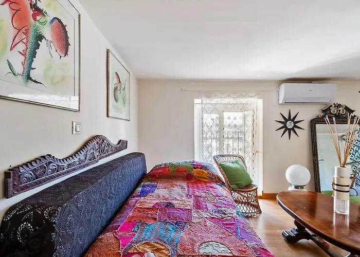 La Cot Bed and breakfast 4*