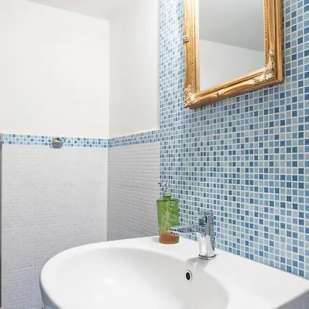 La Cot Nocleg ze śniadaniem