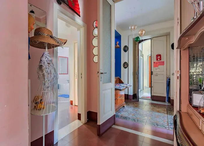 La Cot Bed & Breakfast